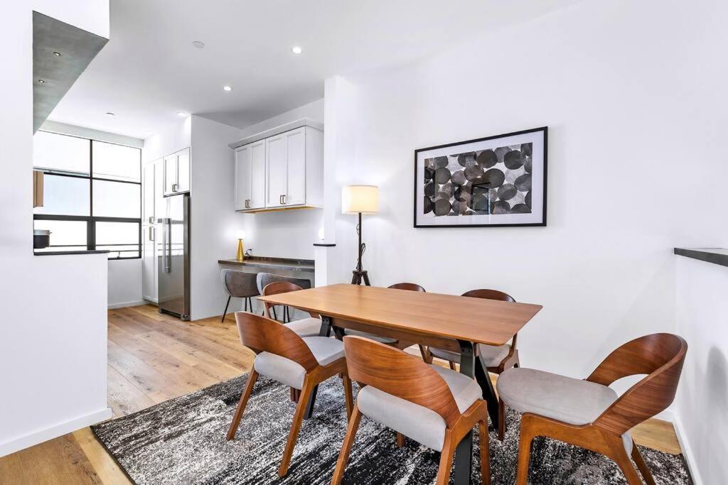 Spacious 4br Townhouse With Free Parking And Rooftop Appartamento *