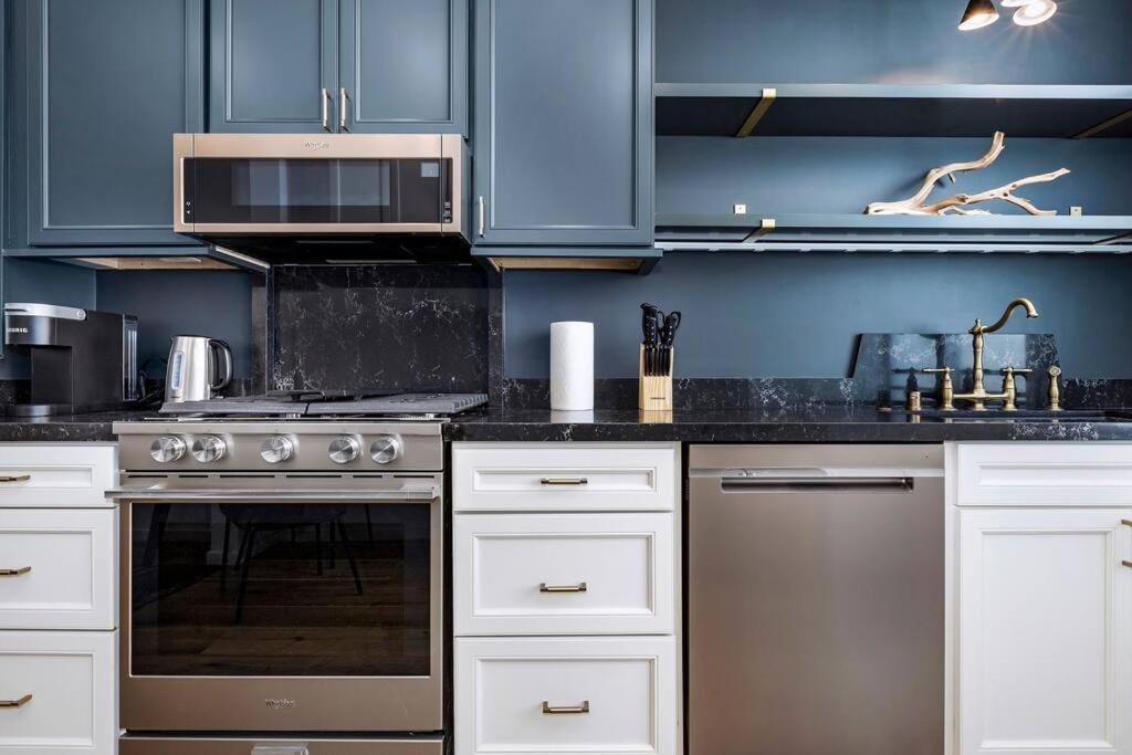 Appartamento Spacious 4br Townhouse With Free Parking And Rooftop