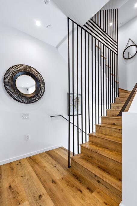 Appartamento Spacious 4br Townhouse With Free Parking And Rooftop Los Angeles