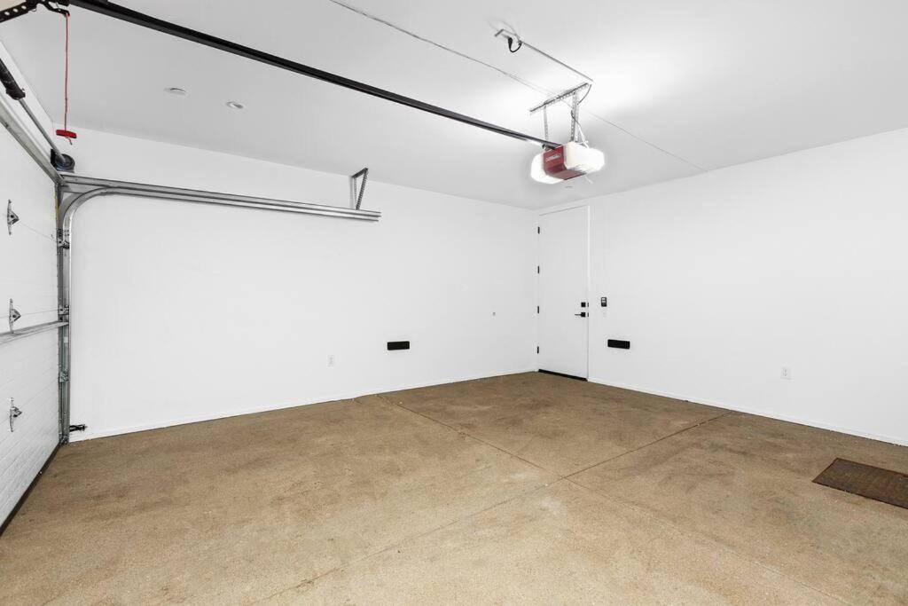 Appartamento Spacious 4br Townhouse With Free Parking And Rooftop *